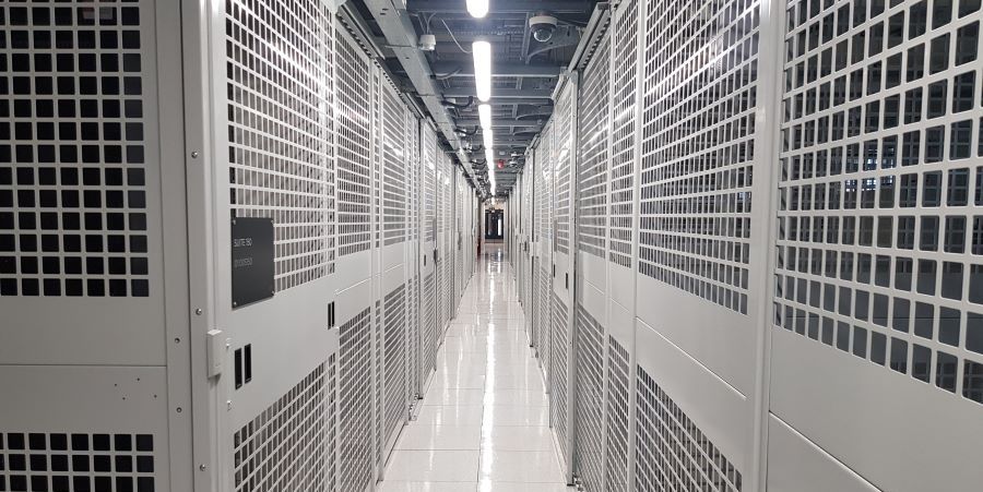Exterior of the UKNode Manchester data centre.